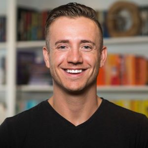 Actionable Strategies To Establish a Loyal Online Community With Nick Hutchison